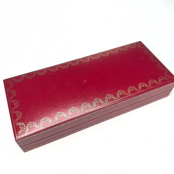 CARTIER Box 7x2.90x1.25 inches solofficialkw.com